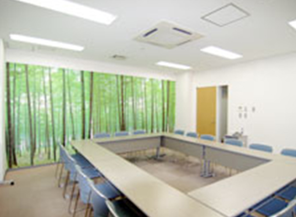 第１会議室（地下・18席）