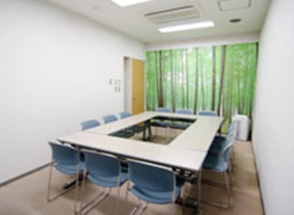 第２会議室（地下・12席）