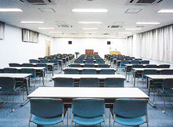 集会室（１階・99席）