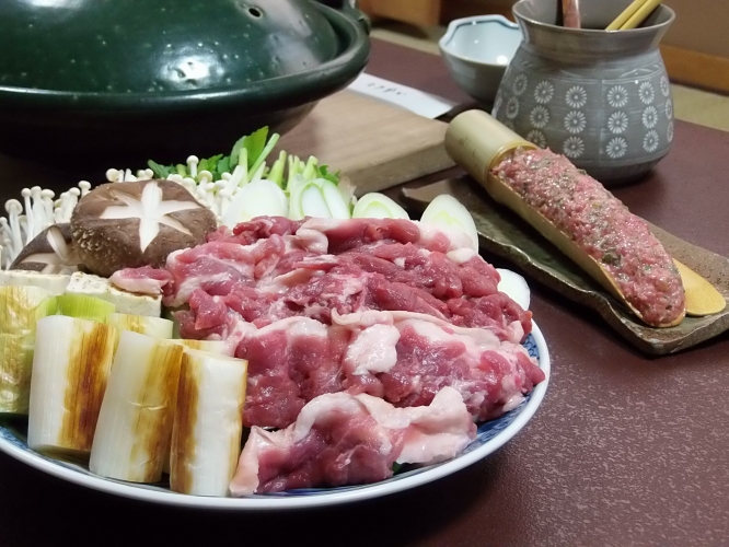 四季の山海料理　鈴真 